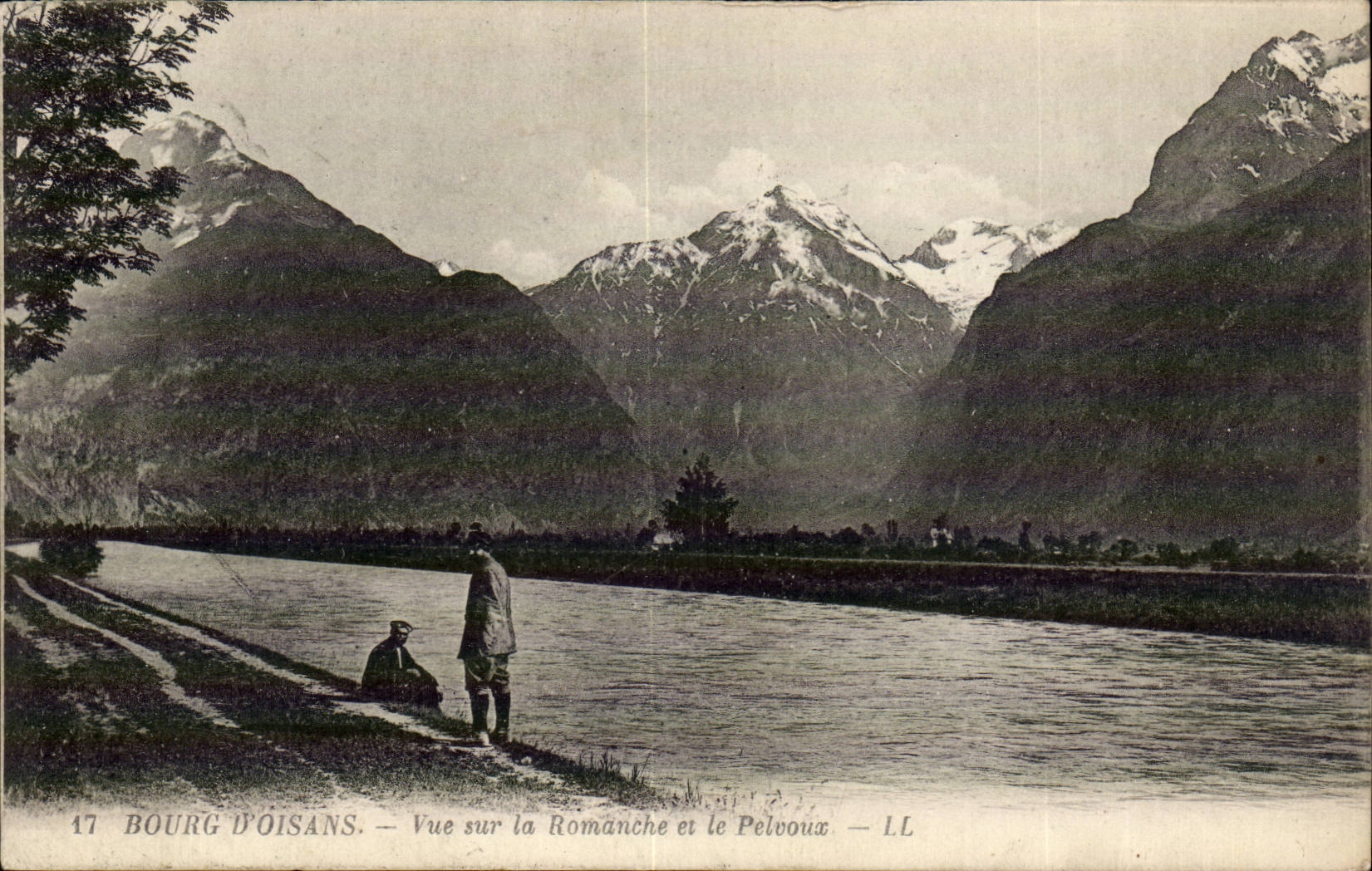 Bourg d'Oisans CPA Vue sur la Romanche et le Pelvoux