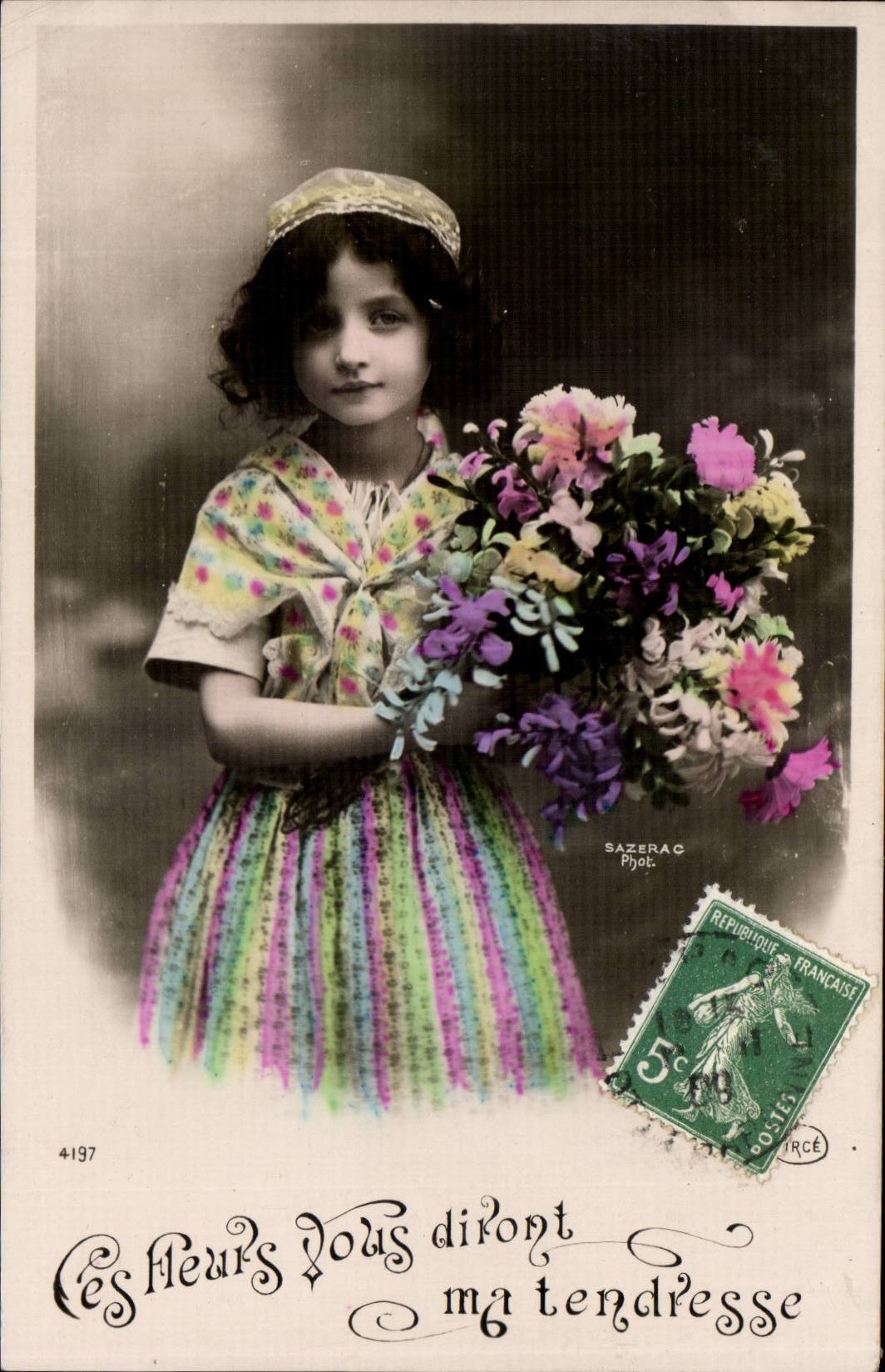 CPA FAntaisie Enfant Ces fleurs vous diront ma tendresse