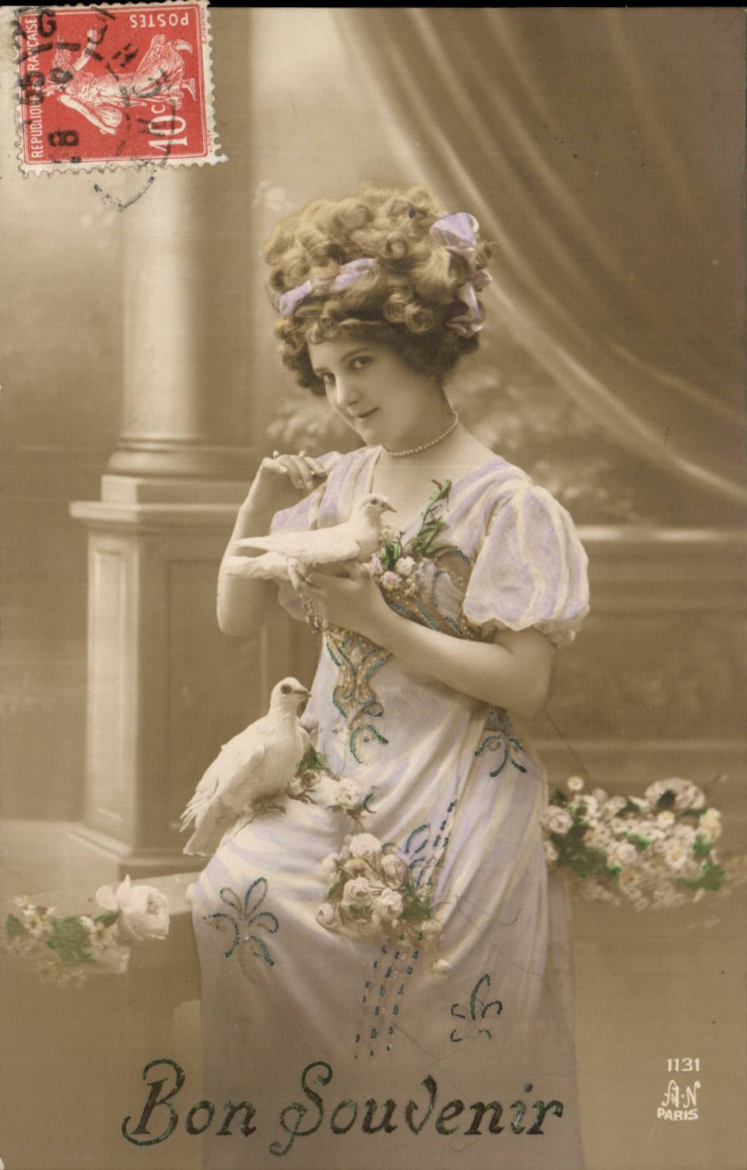 Junge Frau mit Taube — Bon Souvenir — AN Paris Nr. 1131