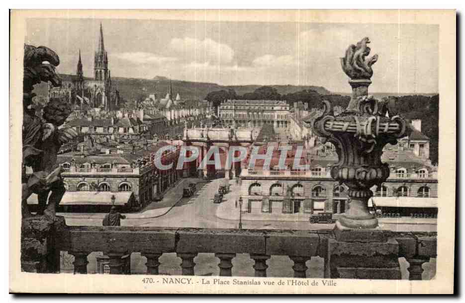 Nancy - La Place Stanislas vue de Hotel de Ville - CPA 