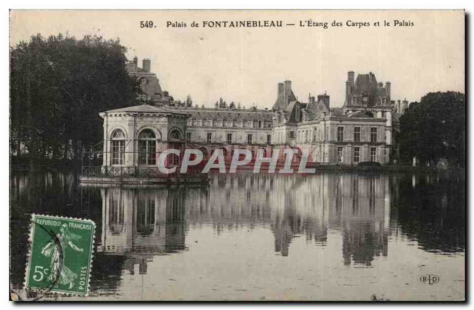 Palazzo di FONTAINEBLEAU — L'Étang des Carpes e il Palazzo