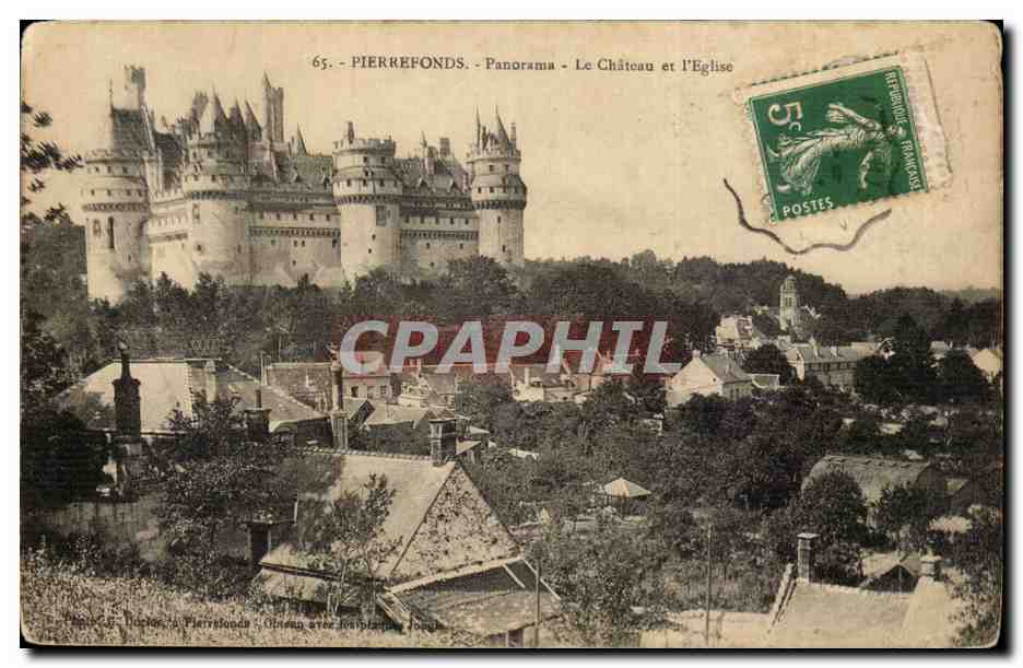 PierreFonds - Panorama - Il Castello e la Chiesa — Foto G. Dupont, PierreFonds