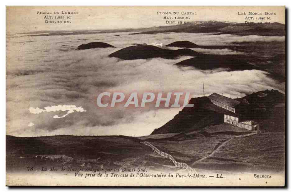 Mer de Nuages entourée par les Dômes Sud — Vue prise de la Terrasse de l'Observatoire du Puy-de-Dôme — Selecta