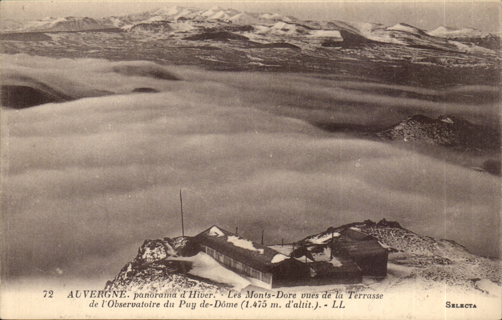 Auvergne - panorama d'Hiver - Les Monts-Dore vues de la Terrasse de l'Observatoire du Puy-de-Dôme (1.475 m. d'altit.) - LL - Selecta
