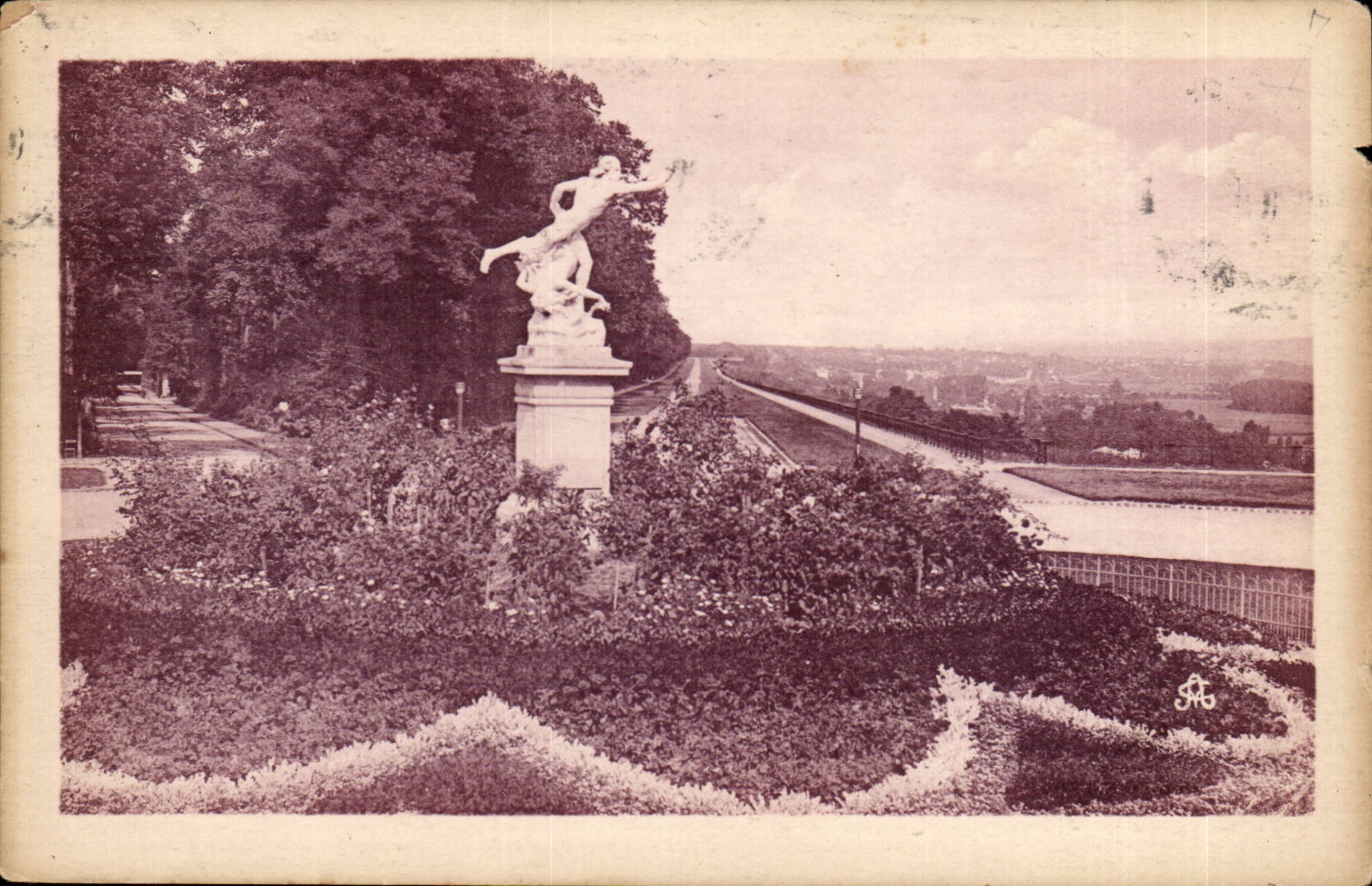 Saint-Germain-en-Laye — Le Château — Perspective de la Terrasse 'Le Torrent' — Édition Germain-en-Laye