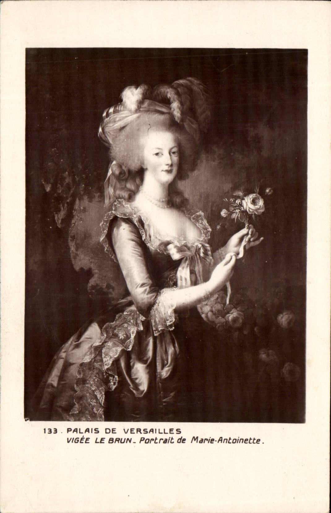 Palais de Versailles — Portrait de Marie-Antoinette par Vigée Le Brun — Édition des Palais du Louvre, n°133