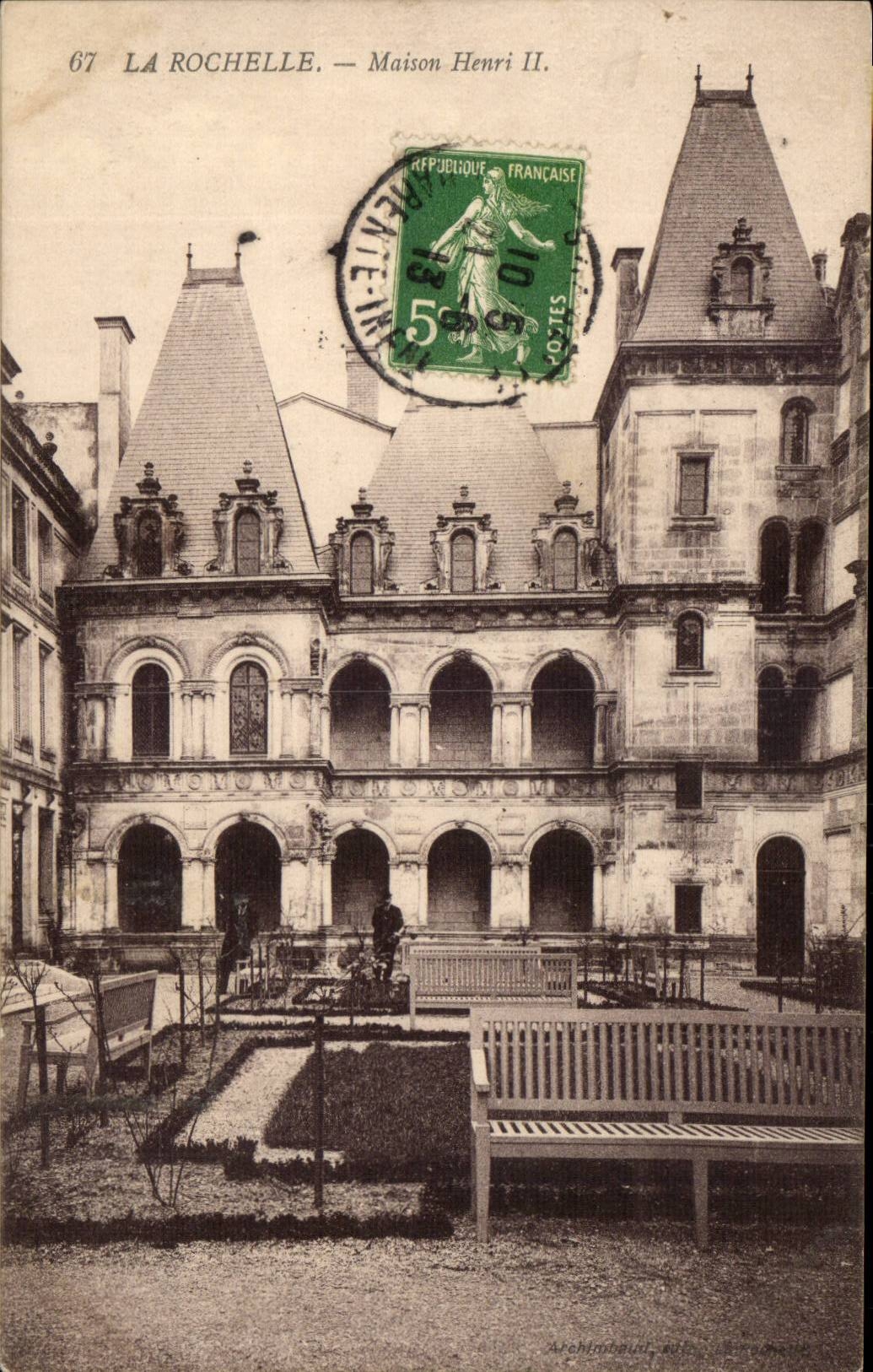 La Rochelle — Maison Henri II. — Architecte : Léon Bérenger
