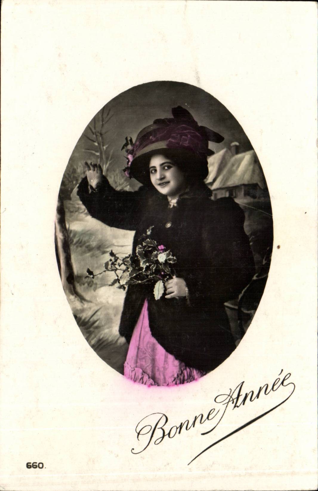 Fantaisie - Fete - Bonne Annee - Nouvel An - Femme - Waving Woman - CPA 