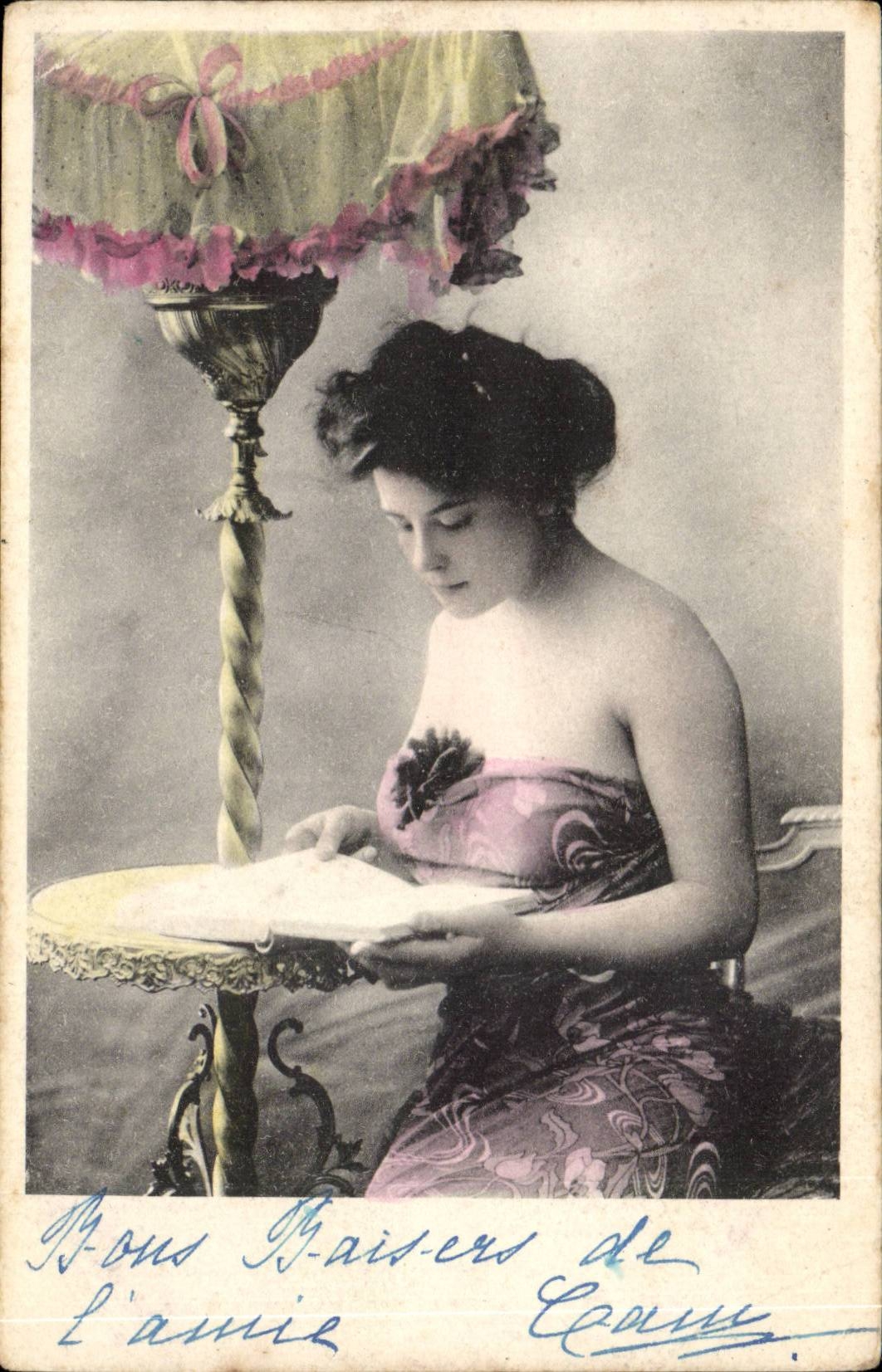 Fantaisie - Femme - Woman with bare shoulders - CPA 