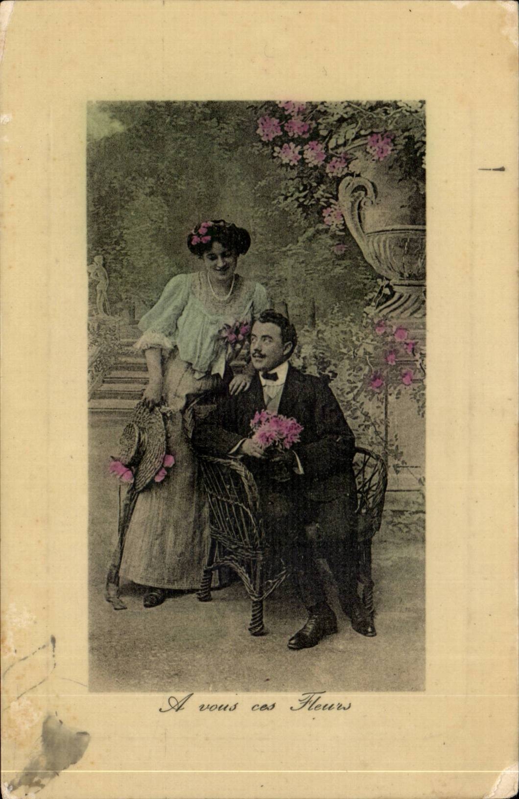 Fantaisie - Couple - a vous ces fleurs - CPA 