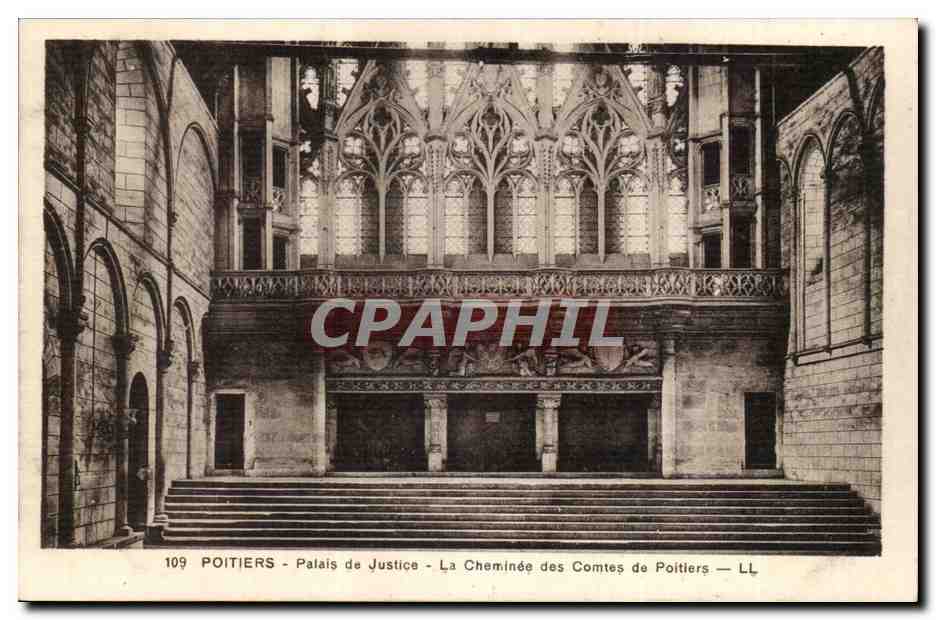 Poitiers - Palais de Justice - La Cheminée des Comtes de Poitiers — LL
