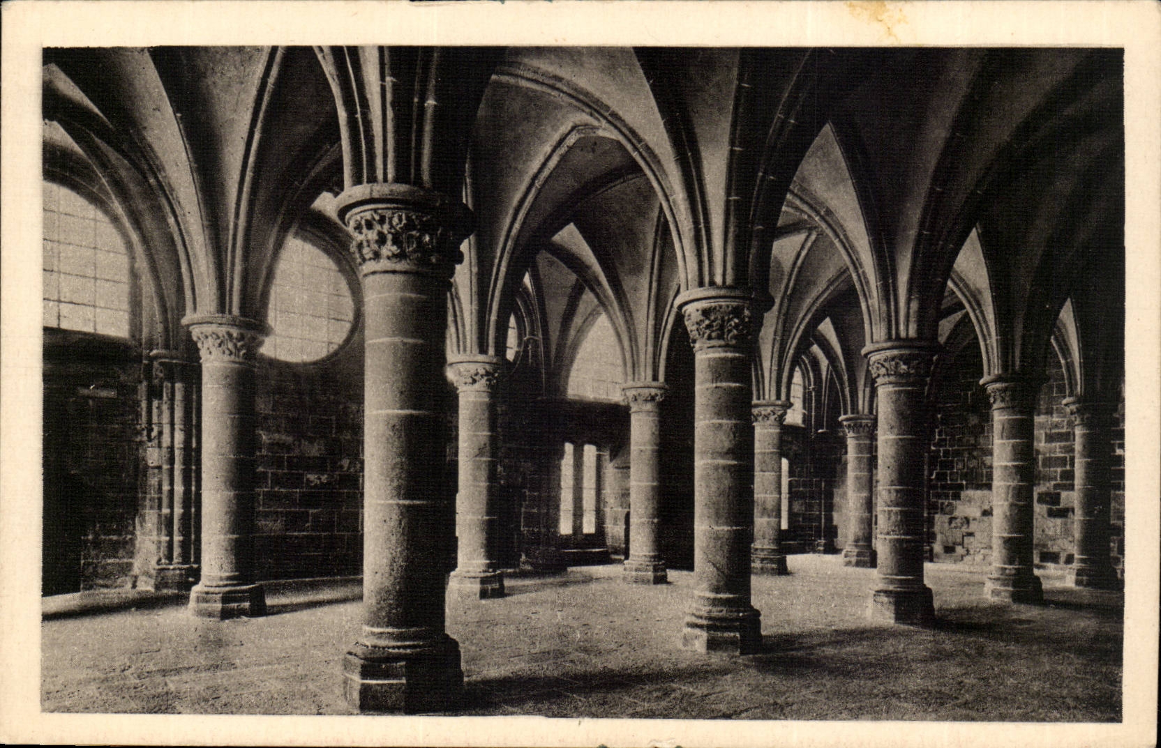 abbaye du Mont Saint Michel CPA Salle des chevaliers