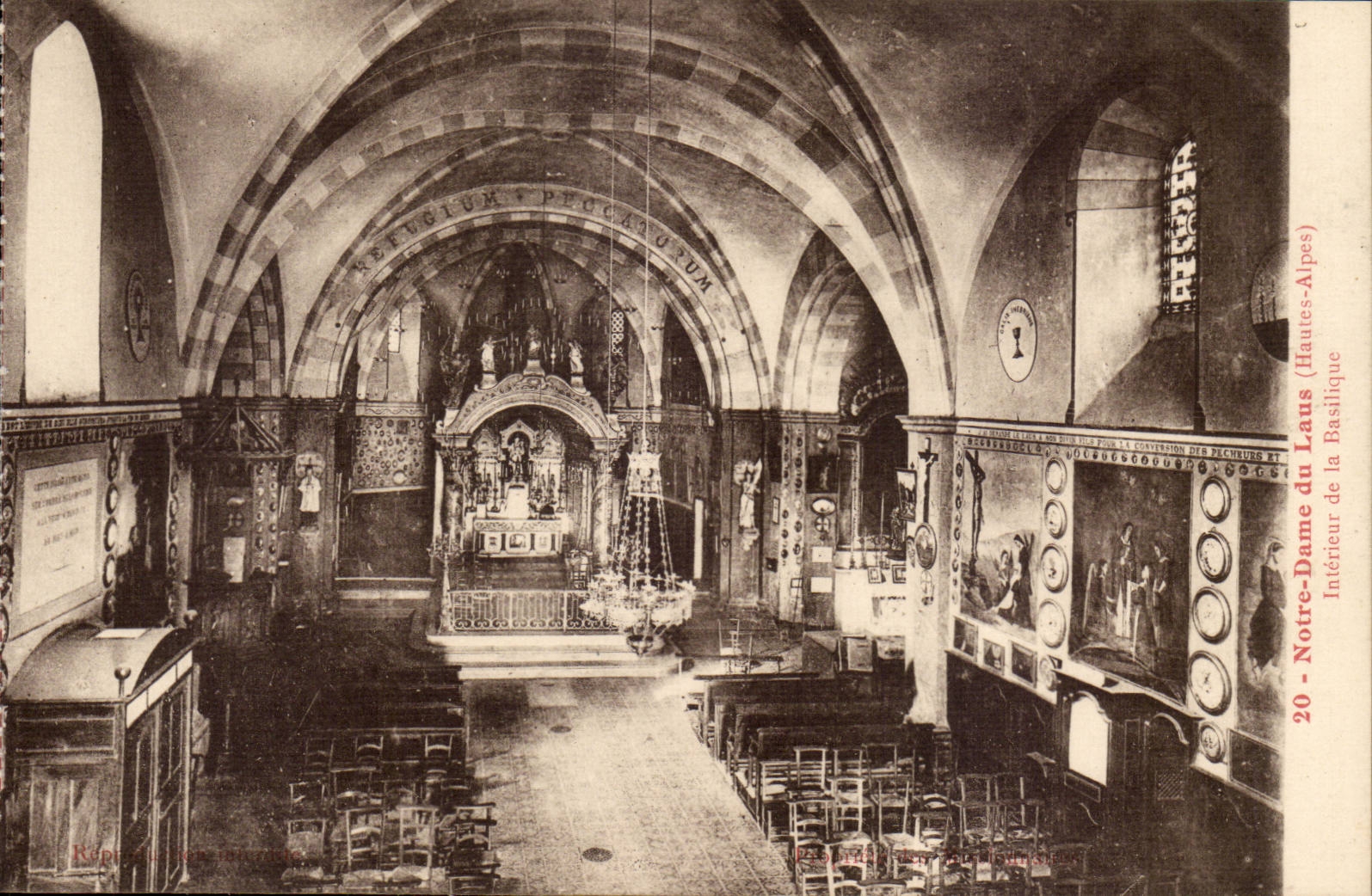 CPA Notre DAme du Laus Interieur de la basilique