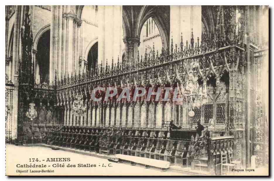 Amiens CPA Cathedrale Cote des Stalles