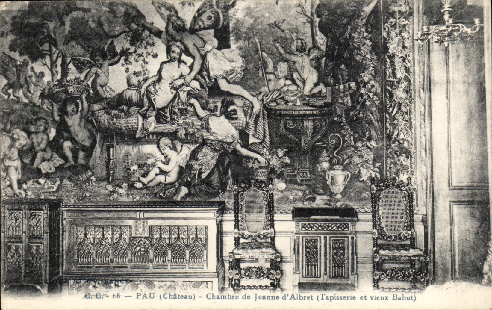 Zimmer von Jeanne d'Albret — Wandteppich und altes Sideboard — Verlag C.G. n°68