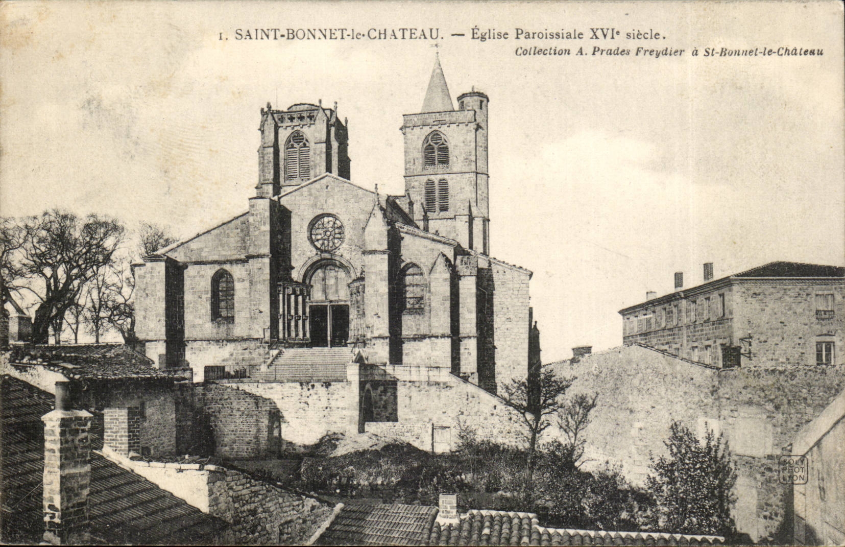 Saint Bonnet le chateau CPA Eglise paroissiale