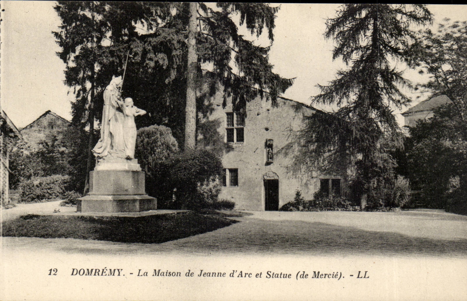 Domrémy - La Maison de Jeanne d'Arc et Statue (de Mercié) - LL