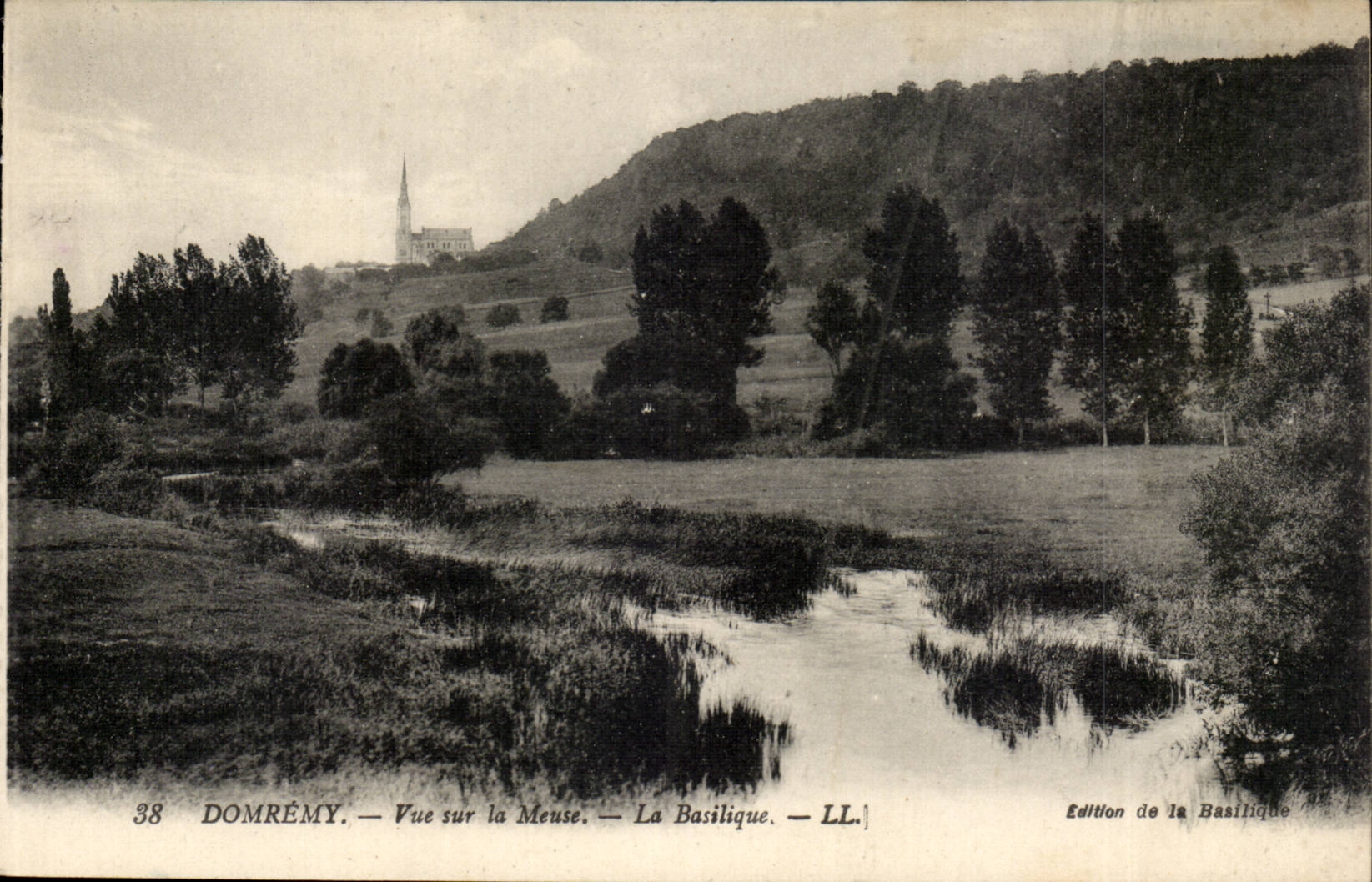 Domrémy — Vue sur la Meuse — La Basilique — Édition de la Basilique