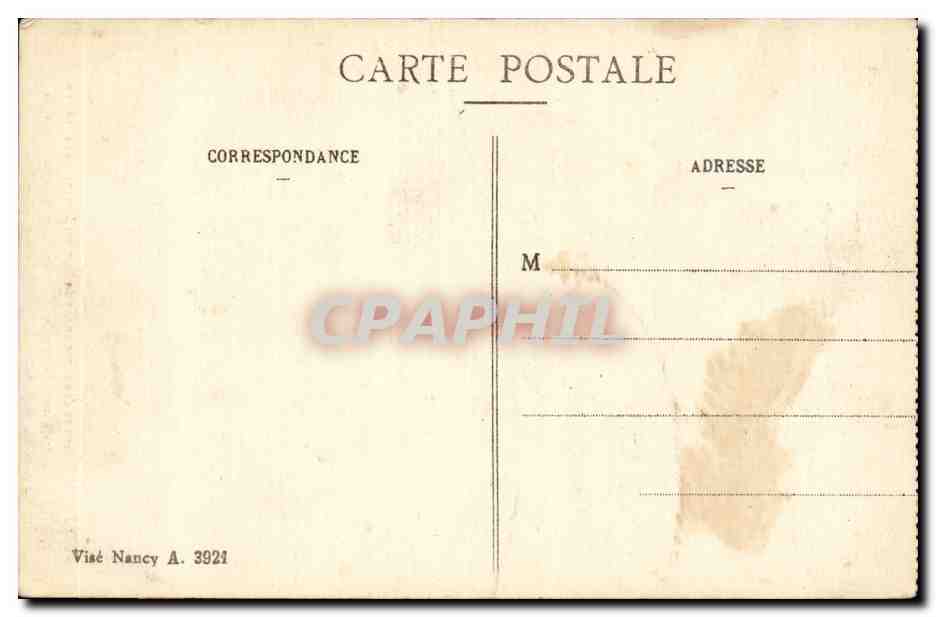 reims CPA dans sa deuxieme annee de bombardement La cathedrale incendiee par les allemands le 19 septembre 1914 portail — Verso