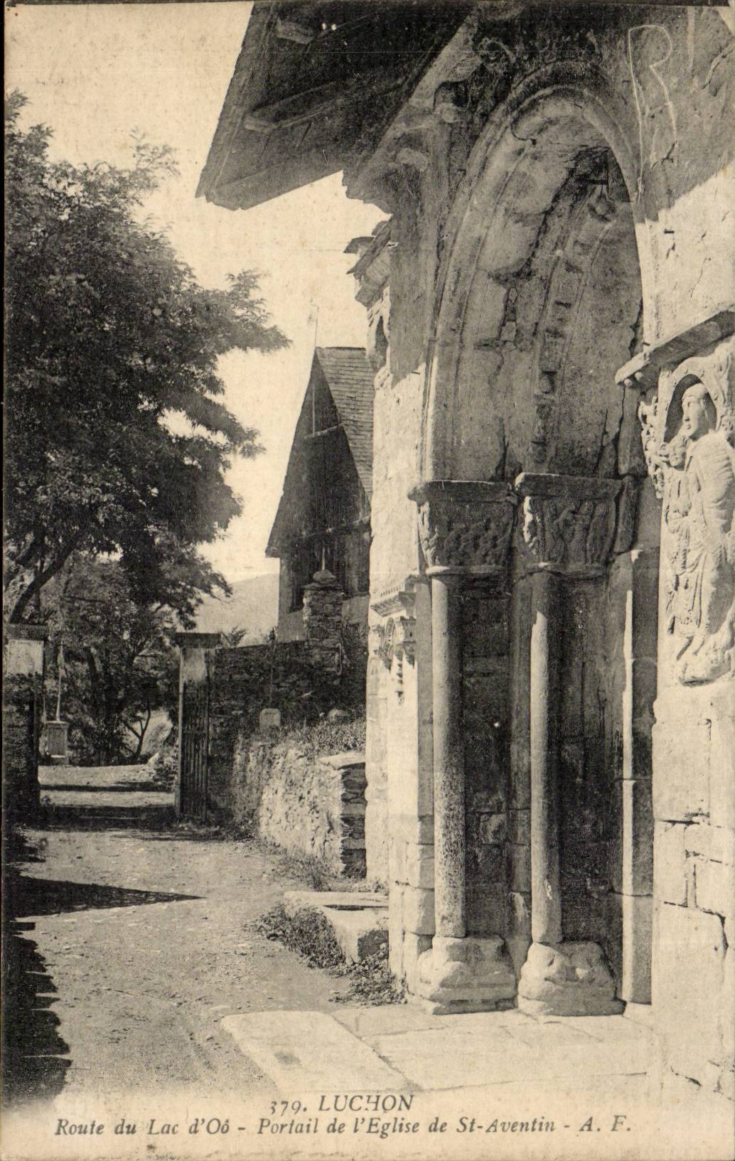 Portail de l'Église Saint-Aventin à Luchon — Route du Lac d'Oô — A.F. n°379