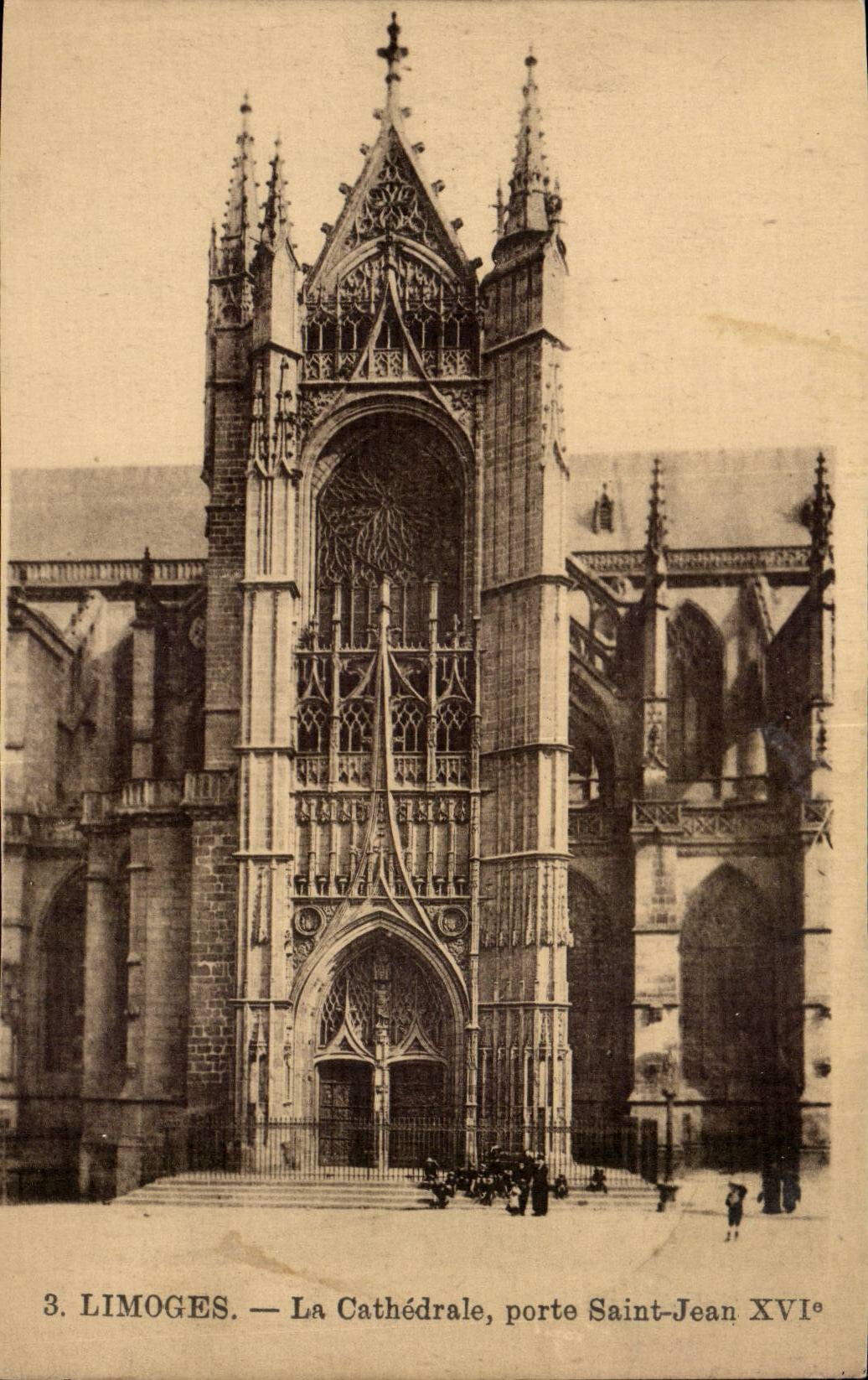 Limoges CPA La cathedrale Porte Saint Jean