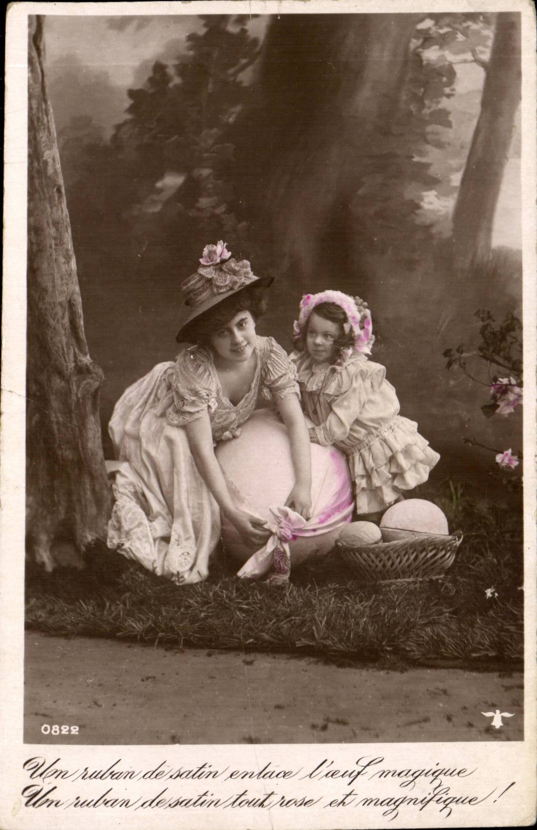 CPA Fantaisie Enfants Paques Un ruban de satin enlace l'oeuf magique
