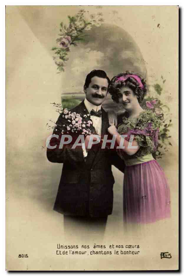 CPA Fantaisie Couple Unissons nos ames et nos coeurs et de l'amour chantons le bonheur