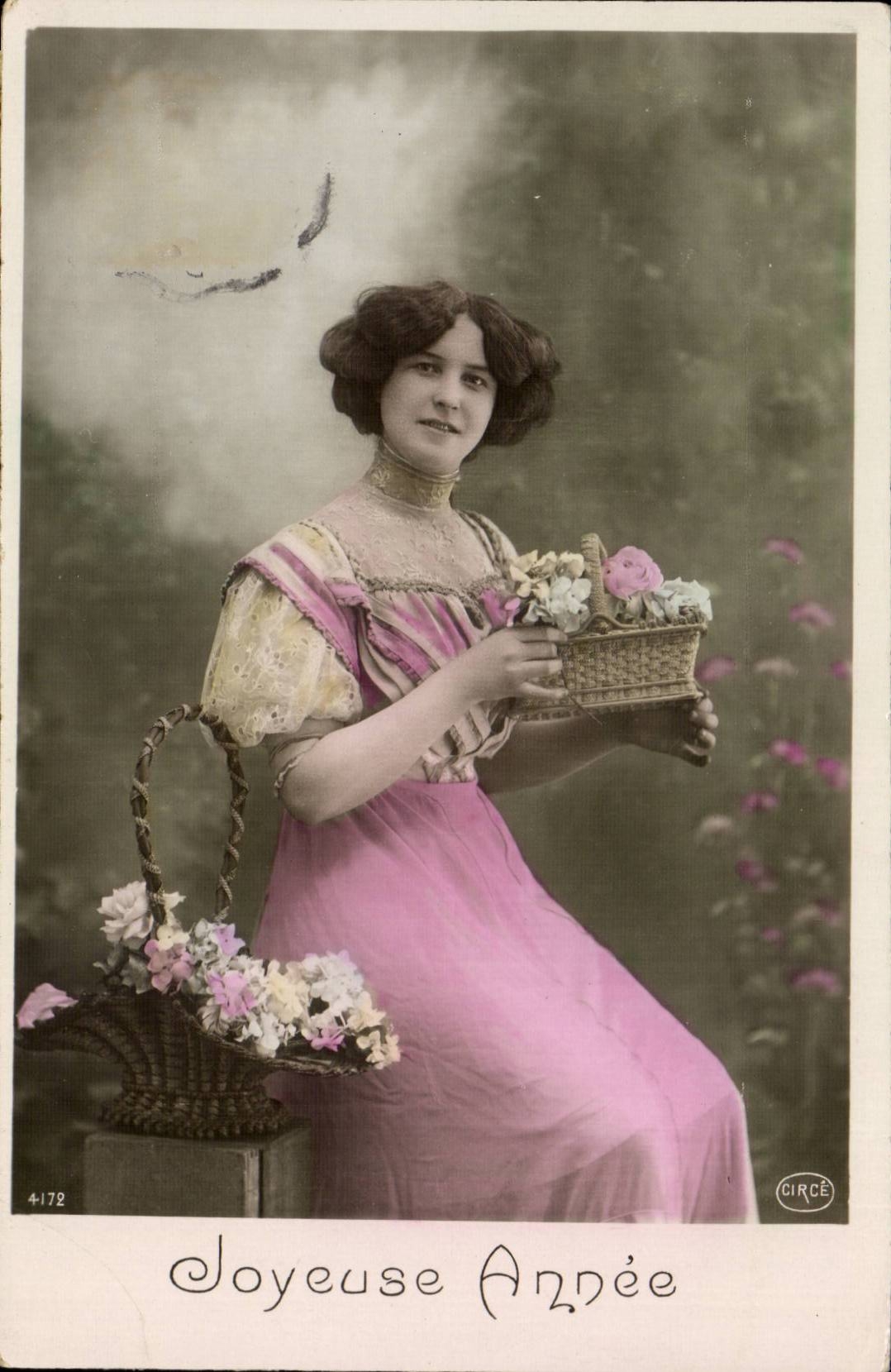 CPA Fantaisie Femme Joyeuse annee