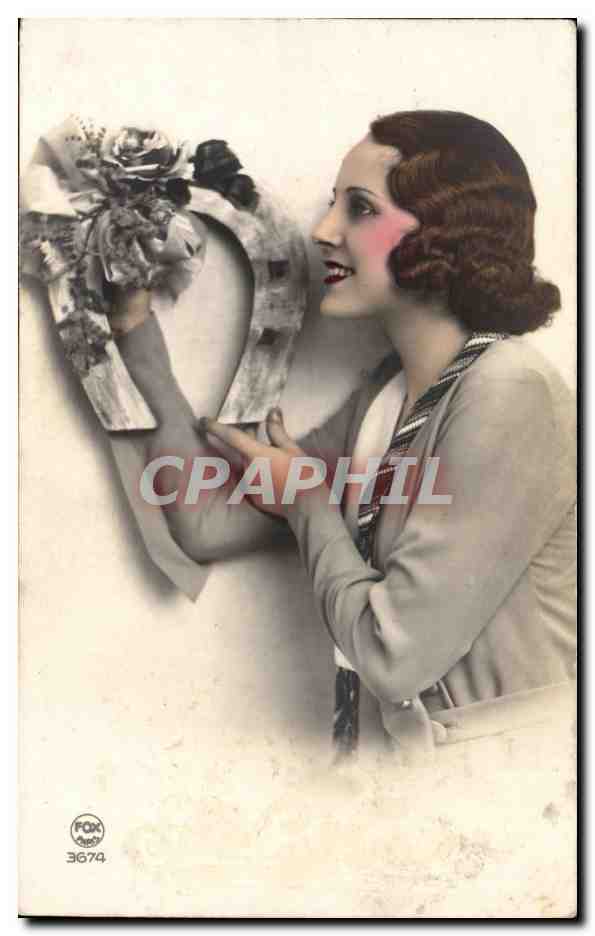 CPA Fantaisie Femme Fer a cheval