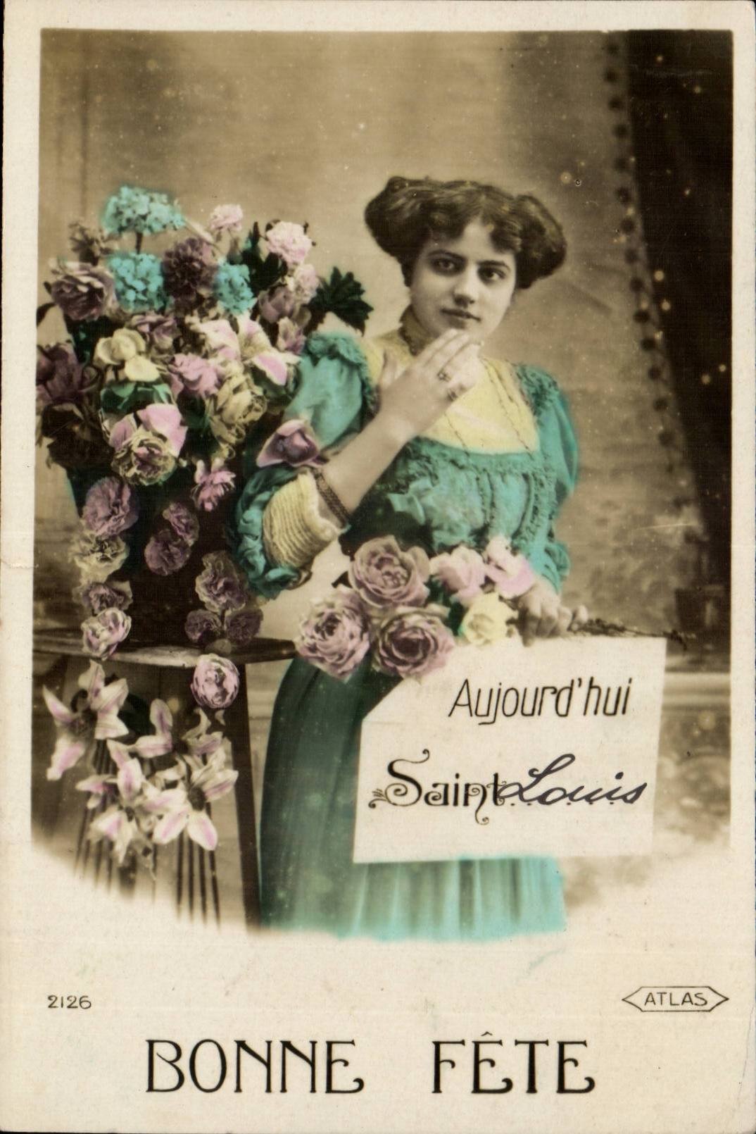 Femme avec bouquet — Saint Louis — Atlas, n° 2126