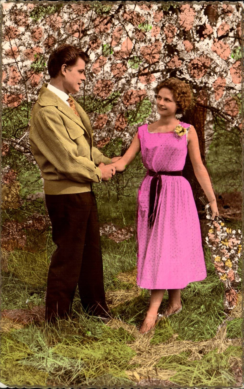 Couple sous arbres en fleurs — Éditions de Luxe, Paris — n° 746