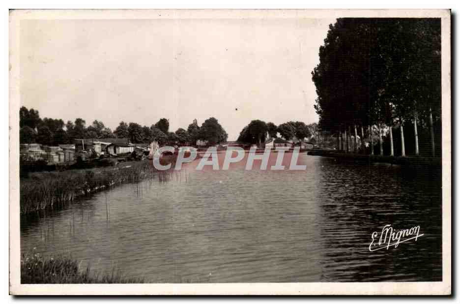 Saint Florentin CPA Le canal de Bourgogne et son port