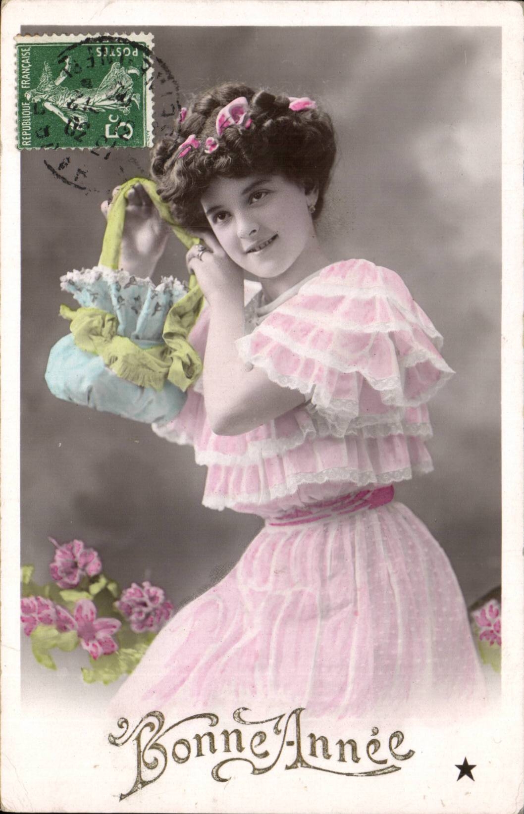 Joven con vestido rosa — Feliz Año — VBC Serie N° 3510
