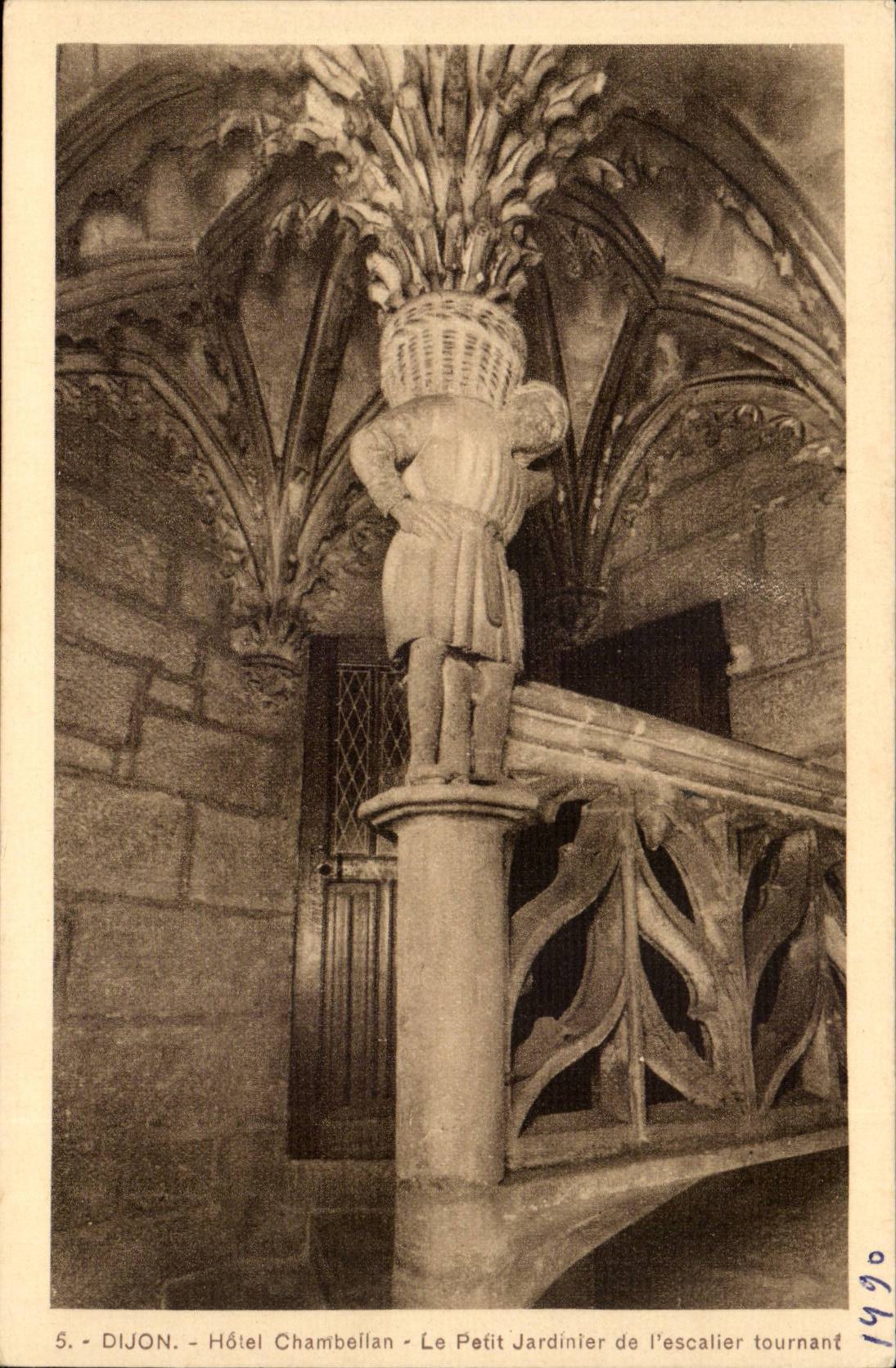 Dijon - Hôtel Chambellan - Le Petit Jardinier de l'escalier tournant
