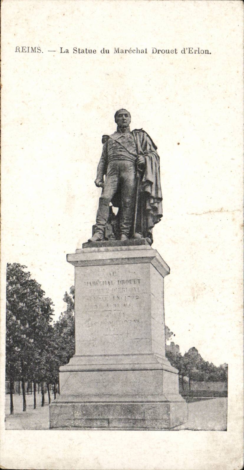 Reims CPA La statue du Marechal Drouet d'Erlon