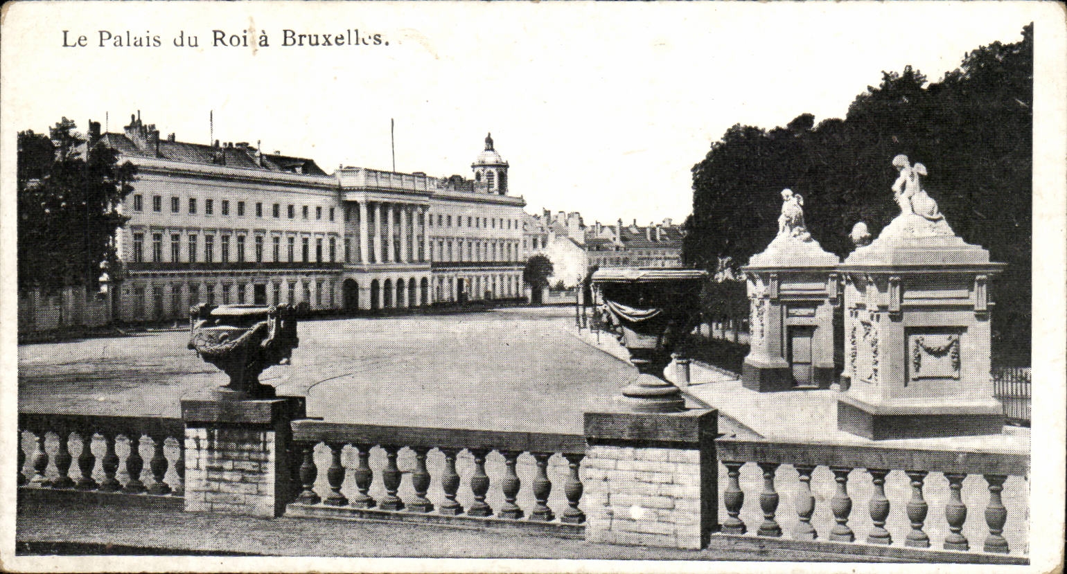 CPA Le palais royal a Bruxelles Belgique Belgie