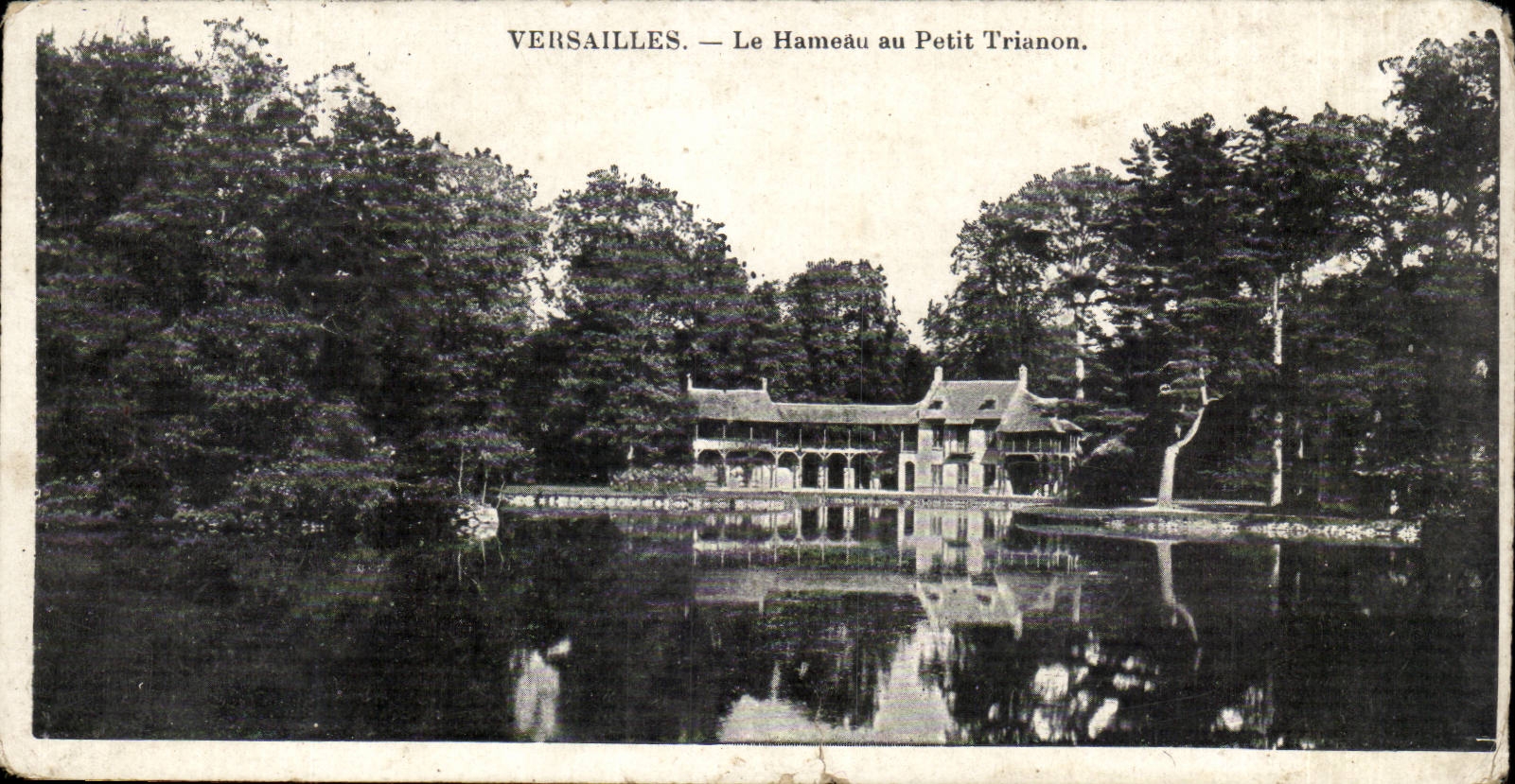 Versailles CPA Le hameau du petit TRianon