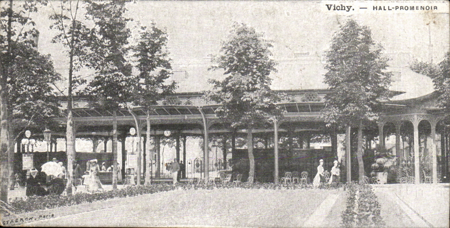 Vichy CPA Hal promenoir