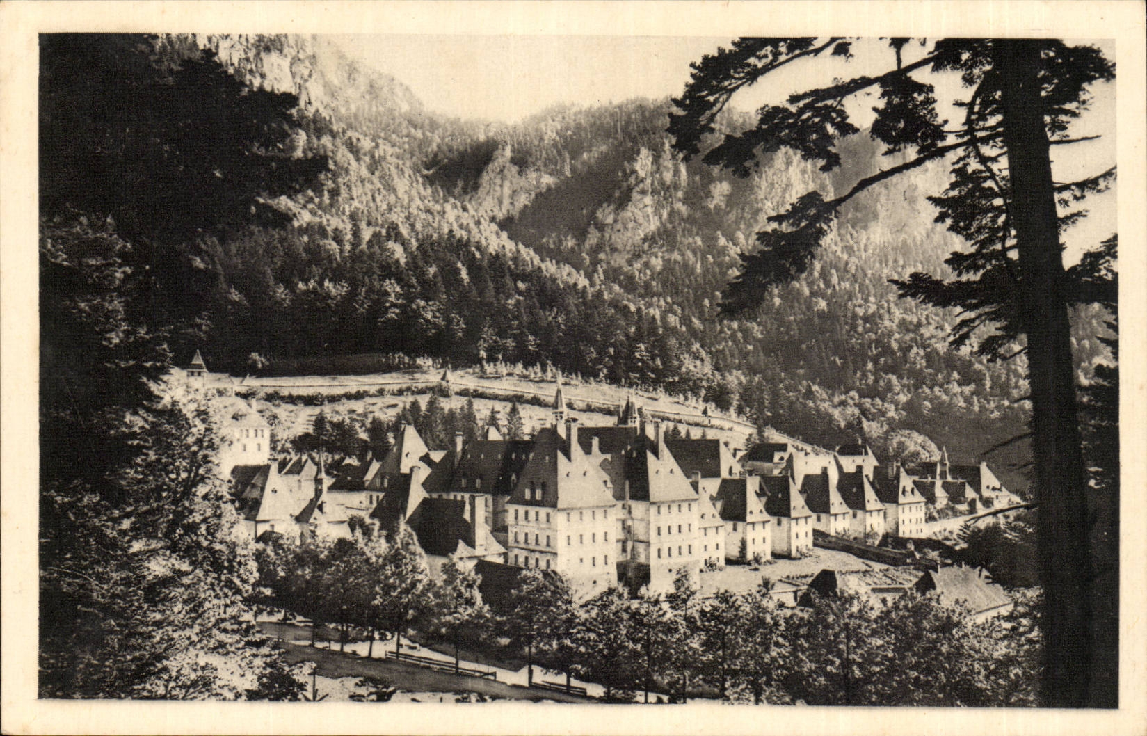 Monastere de la grande chartreuse CPA Vue d'ensemble