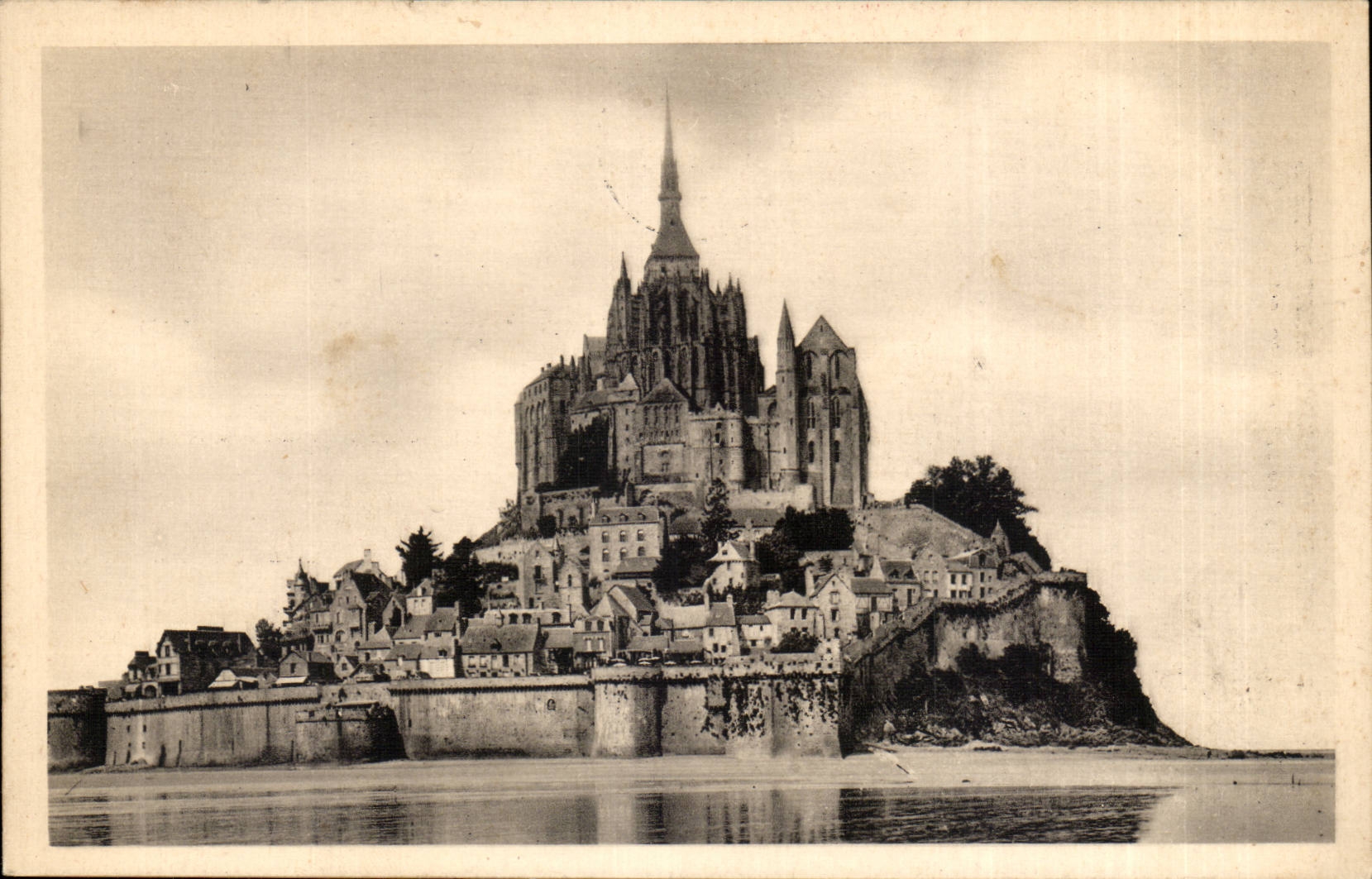 Mont Saint Michel CPA Vue generale Face Est