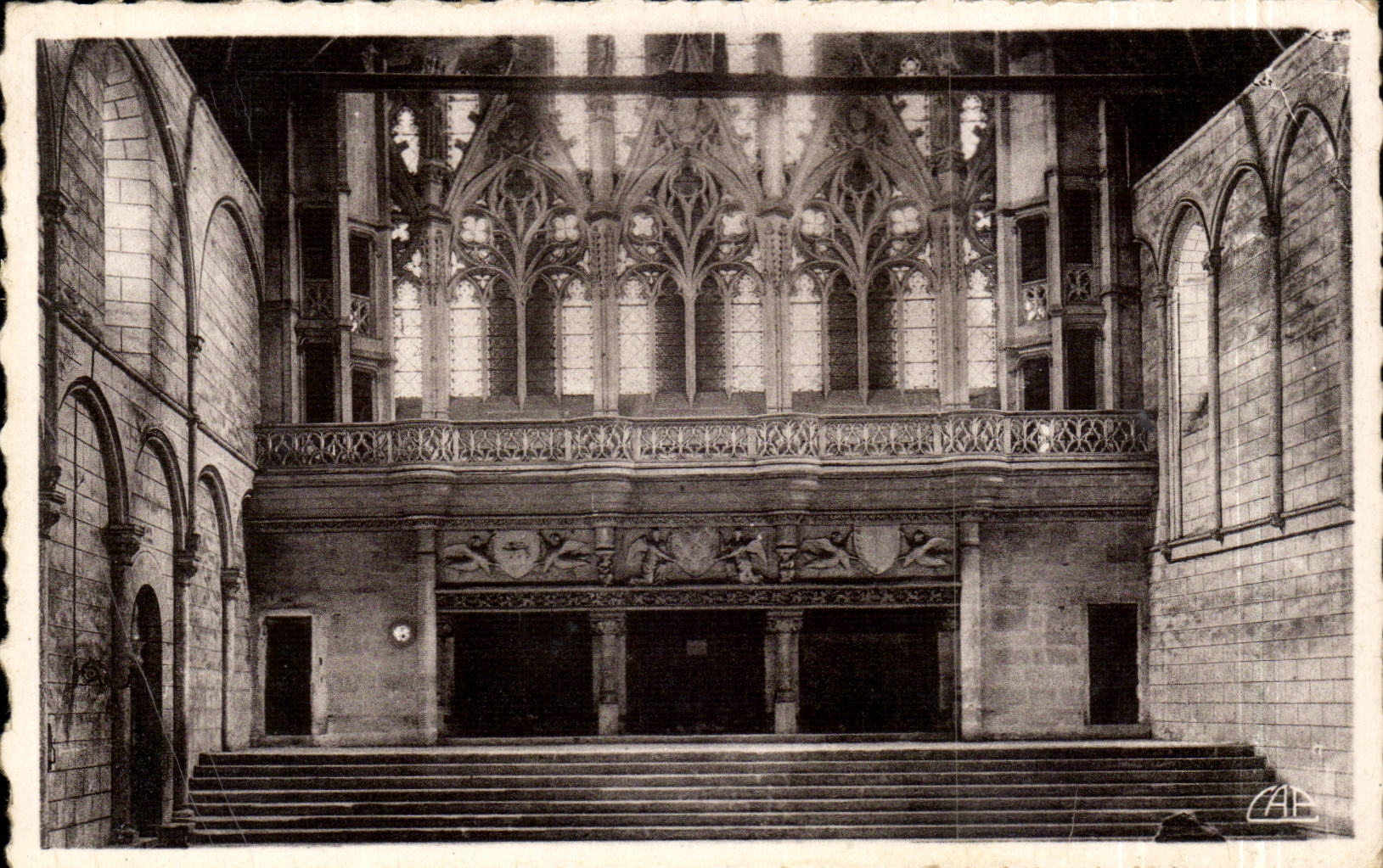 Palais de Justice — La Cheminée des Comtes de Poitiers — Éditeur C. Des Aulnay & Cie, n°109