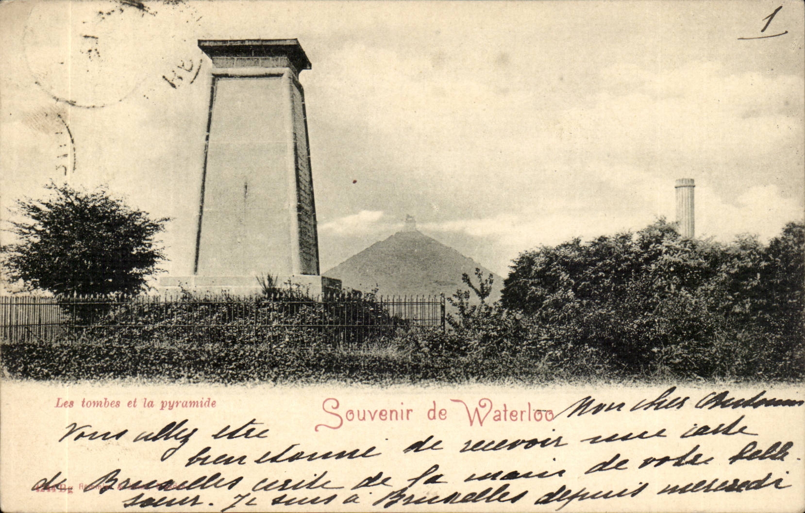 Belgie Belgique Souvenir de Waterloo CPA Les tombes et a pyramide (pyramid)