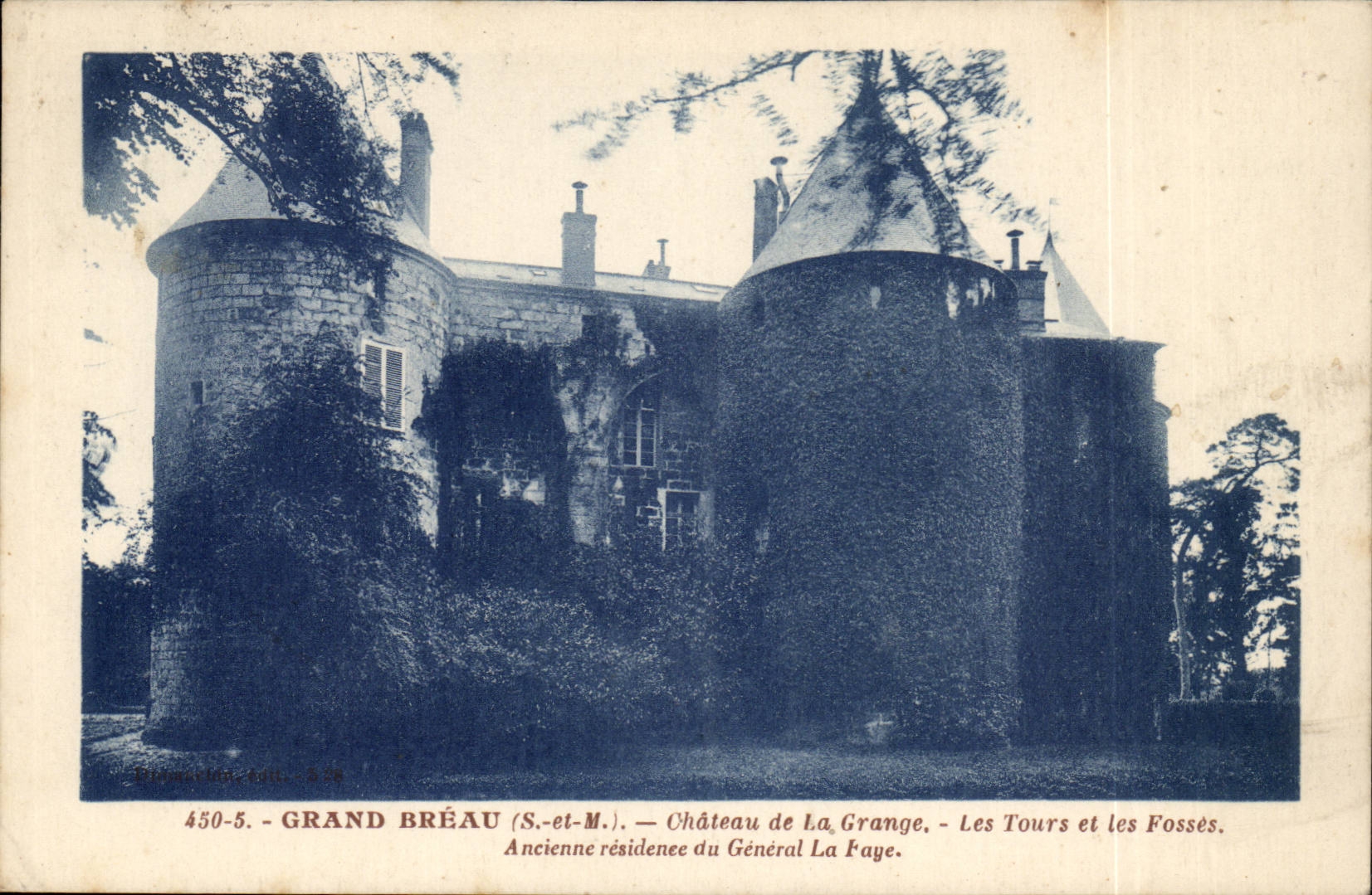 Grand Bréau (S.-et-M.) — Château de La Grange — Les Tours et les Fossés — Ancienne résidence du Général La Faye