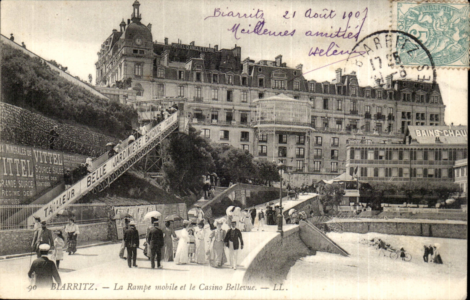 Biarritz — La Rampe mobile et le Casino Bellevue — LL.