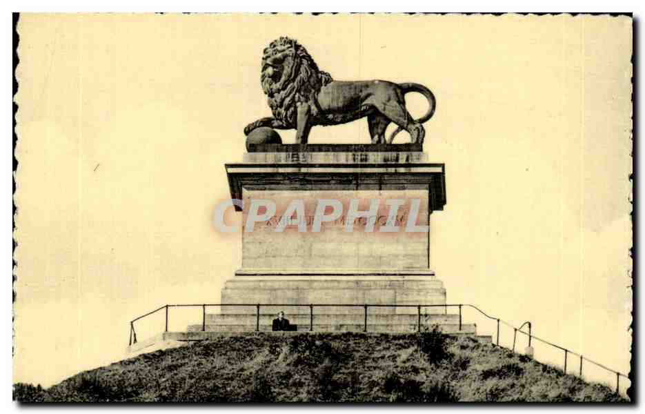 Belgie Belgique WAterloo CPA Le lion De Leeuw + pub Cinema de la Bataille Auberge de l'empereur Le Bivouac Napoleon