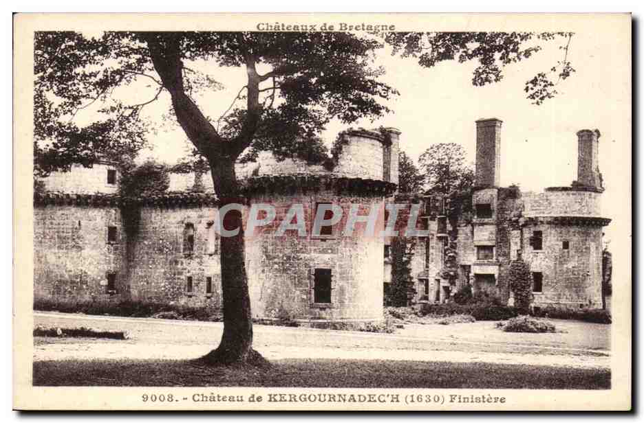 Chateau de Kergournadec'h CPA Finistere