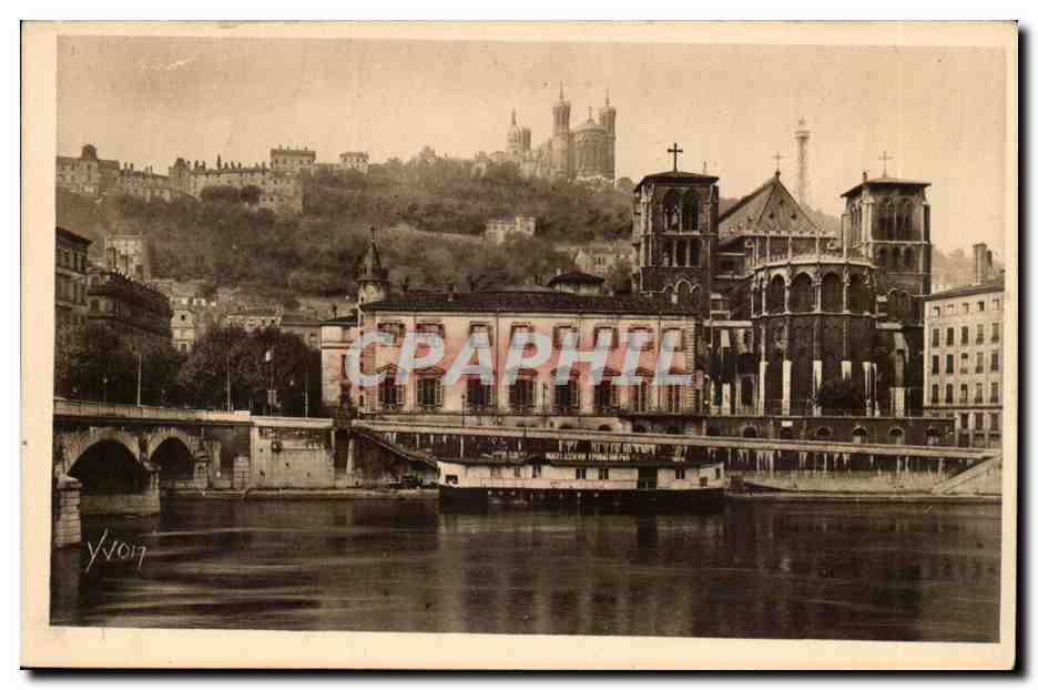 Lyon CPA Pon tTilsitt et colline de Fourviere