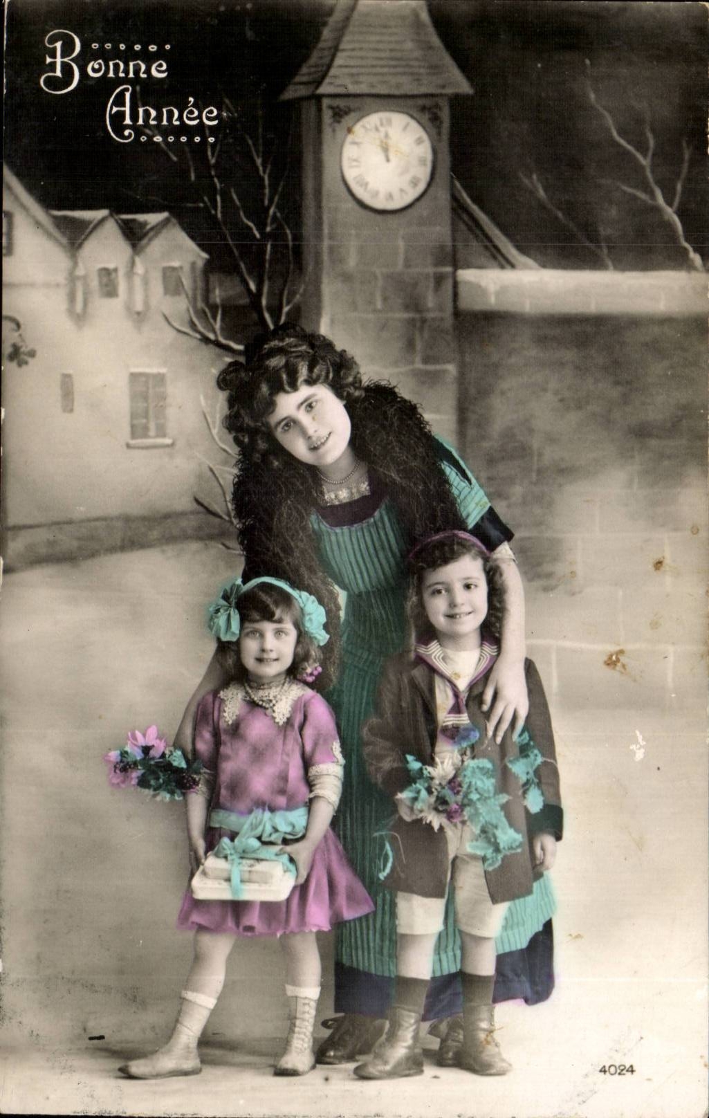 CPA Fantaisie Femme et enfants Bonne annee