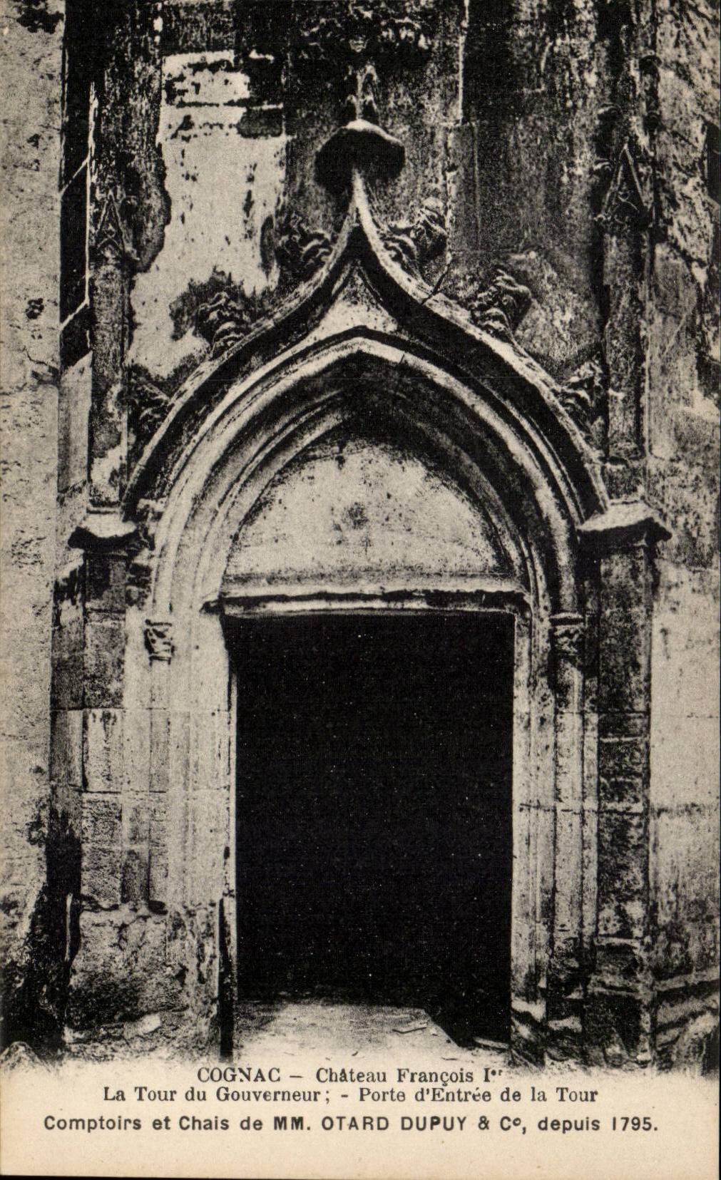 Cognac — Château François Ier — Eingangstür der Wächtertürme