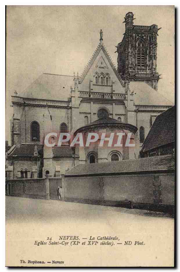 Nevers CPA La cathedrale Eglise Saint Cyr 